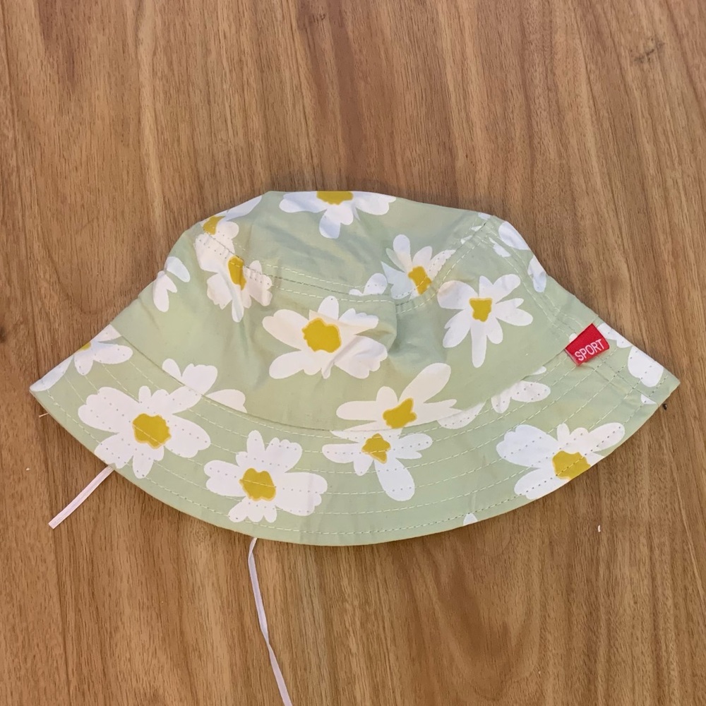 Bucket Hat